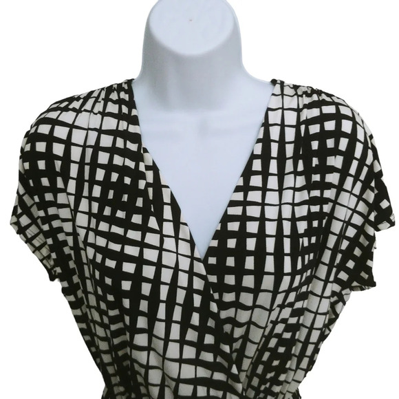 Honey Punch  Monochromatic Romper Stretch Black White S NWT - Picture 2 of 9
